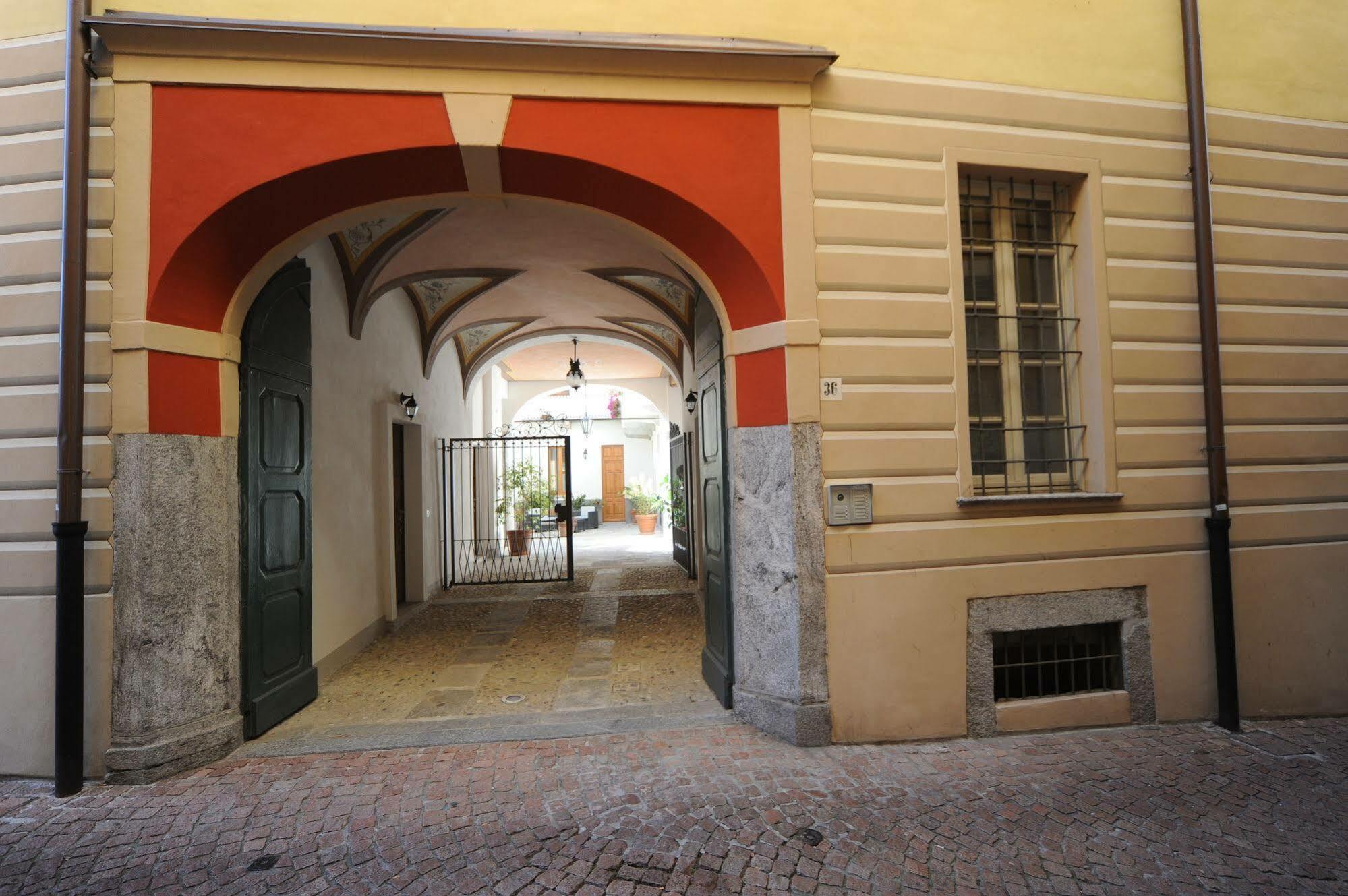Casa Botta - Luino Lago Maggiore Esterno foto
