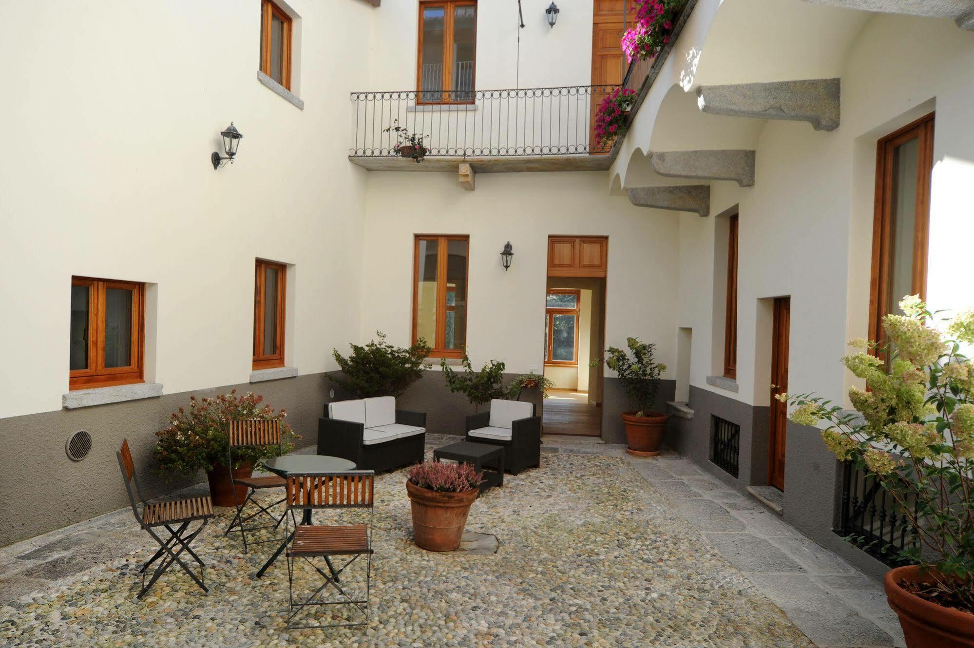 Casa Botta - Luino Lago Maggiore Esterno foto
